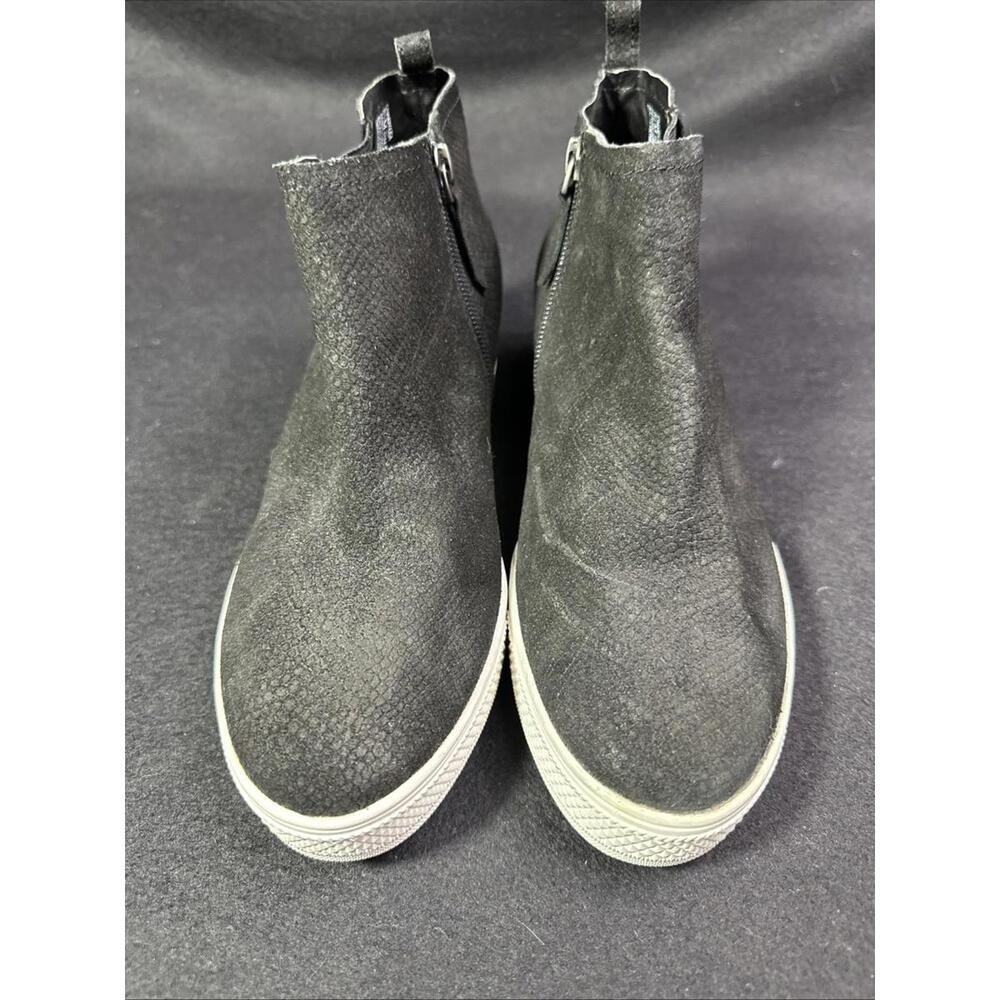 Caslon Water Resistant Women's Aidy Sneaker Shoes Hidden Wedge Black Snake 8.5